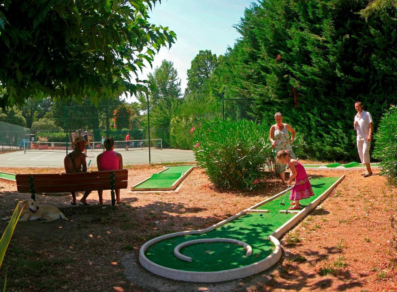 Parc St James Parc Montana جاسّا المظهر الخارجي الصورة